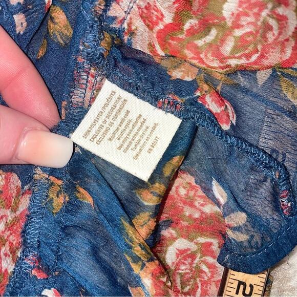 💋Bundle 4 items for $20. Add items💋 to a bundle. Items with 💋are eligible - Picture 14 of 16